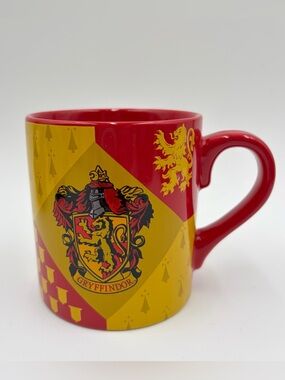 Harry Potter Gryffindor Wizard Red Yellow Ceramic Coffee Mug Cup 14 Oz